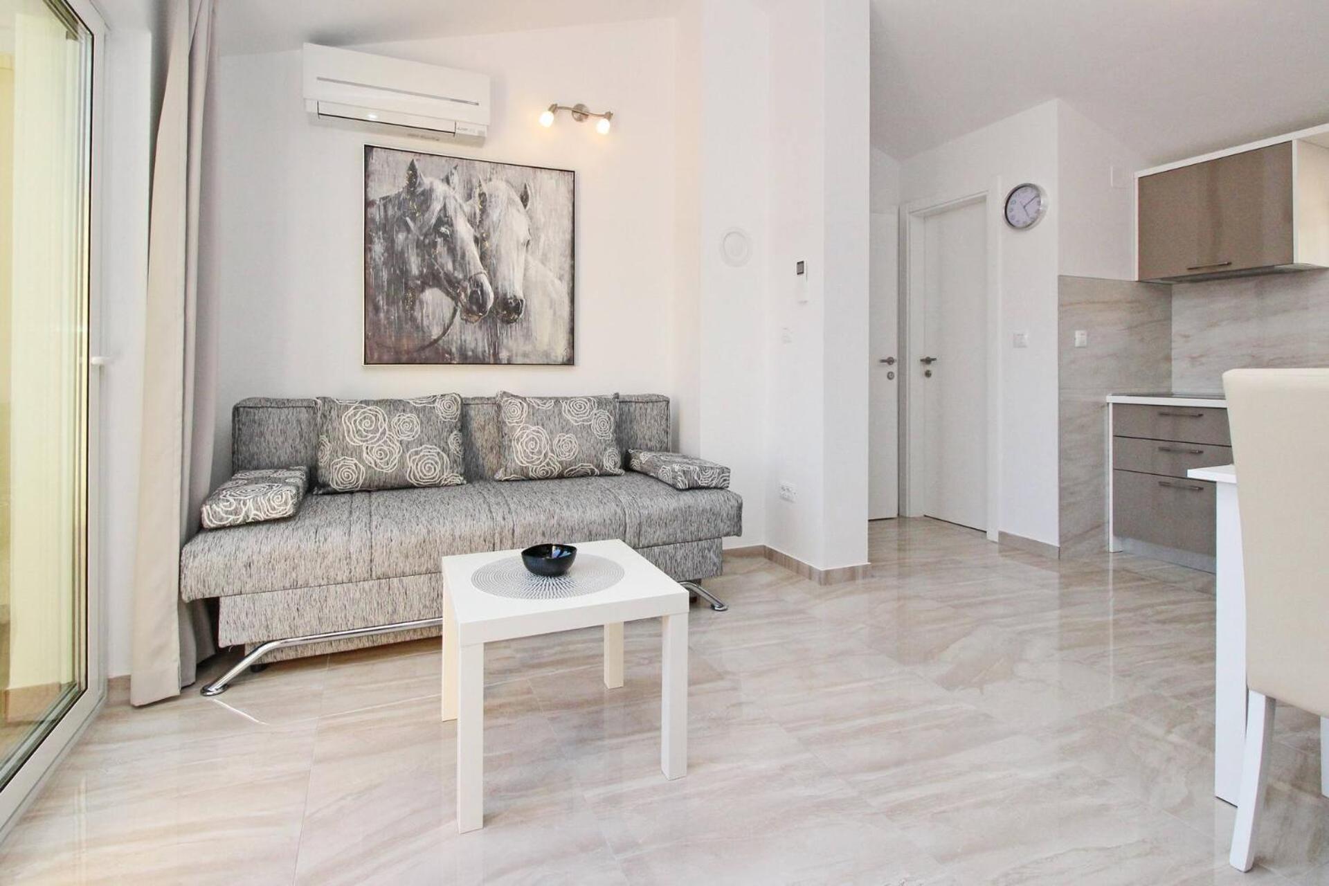 Sunshine Residence Baska Εξωτερικό φωτογραφία